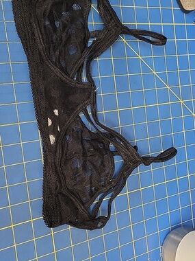 Mapale 3 Piece M/L Black Bra Thong Gater Belt New Lingerie